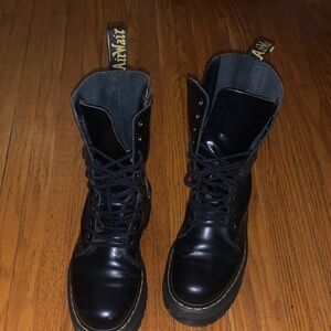 Doc Martens  women’s